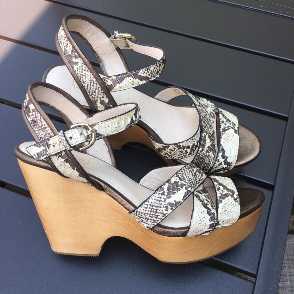 Coach sandals